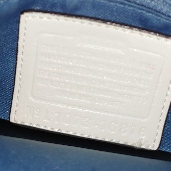 Coach Vintage Leather Purse - Picture 8 of 9